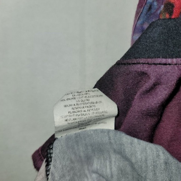 Disney Beauty and The Beast Women Tank S Enchanting Romantic Fairytale Y2K - Picture 7 of 7